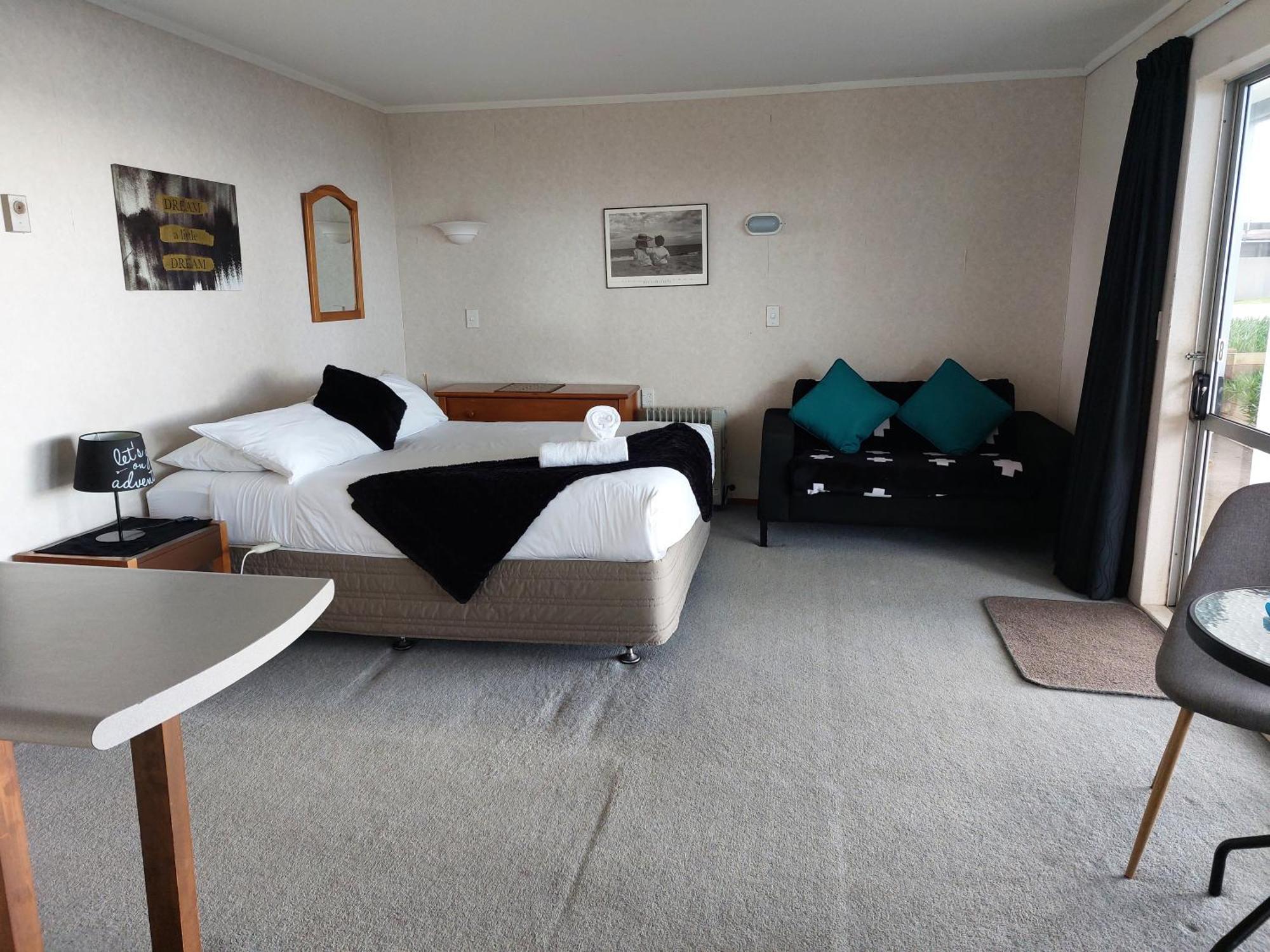 Edgewater Motel Orewa Bagian luar foto